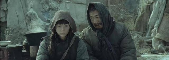 让我们理性地聊聊《一九四二:啃树皮,卖子,现在看