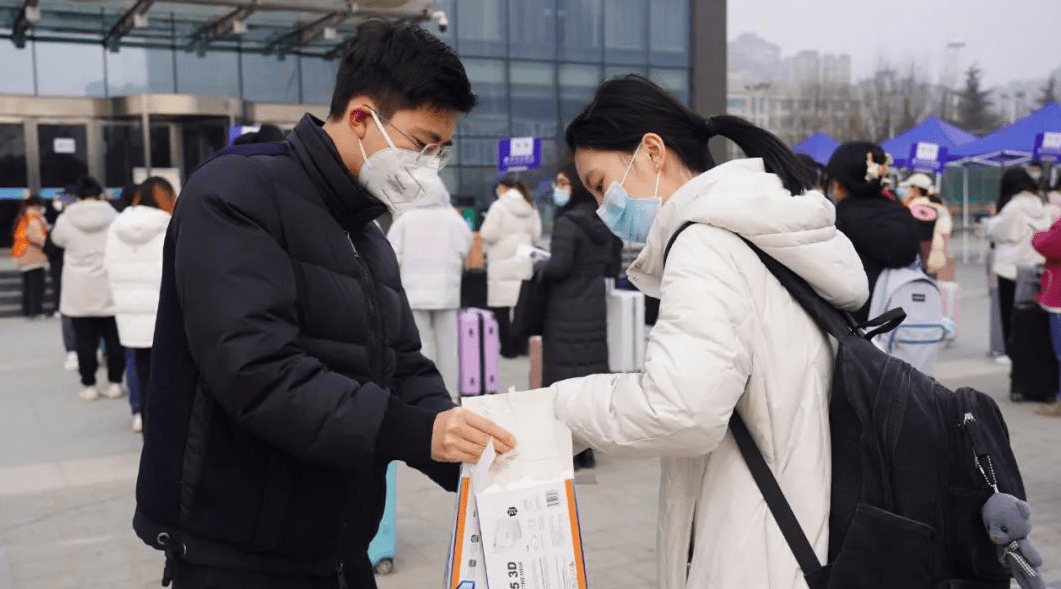 浙江多所高校发布通知：学生可提前返乡，这下家长们可以放心了