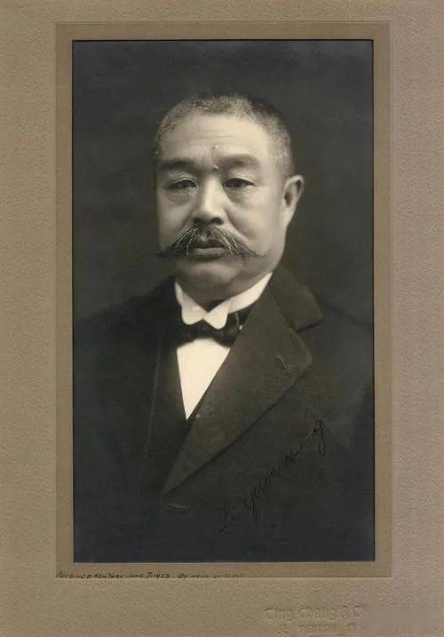 历史学家夏曾佑于1896年至1899年住在天津,在日记中有与严复,王修植