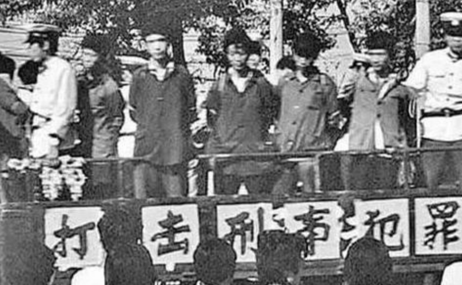 新中国最后一位流氓犯,1983年因抢帽子被判死缓,2020年才出狱_牛玉强