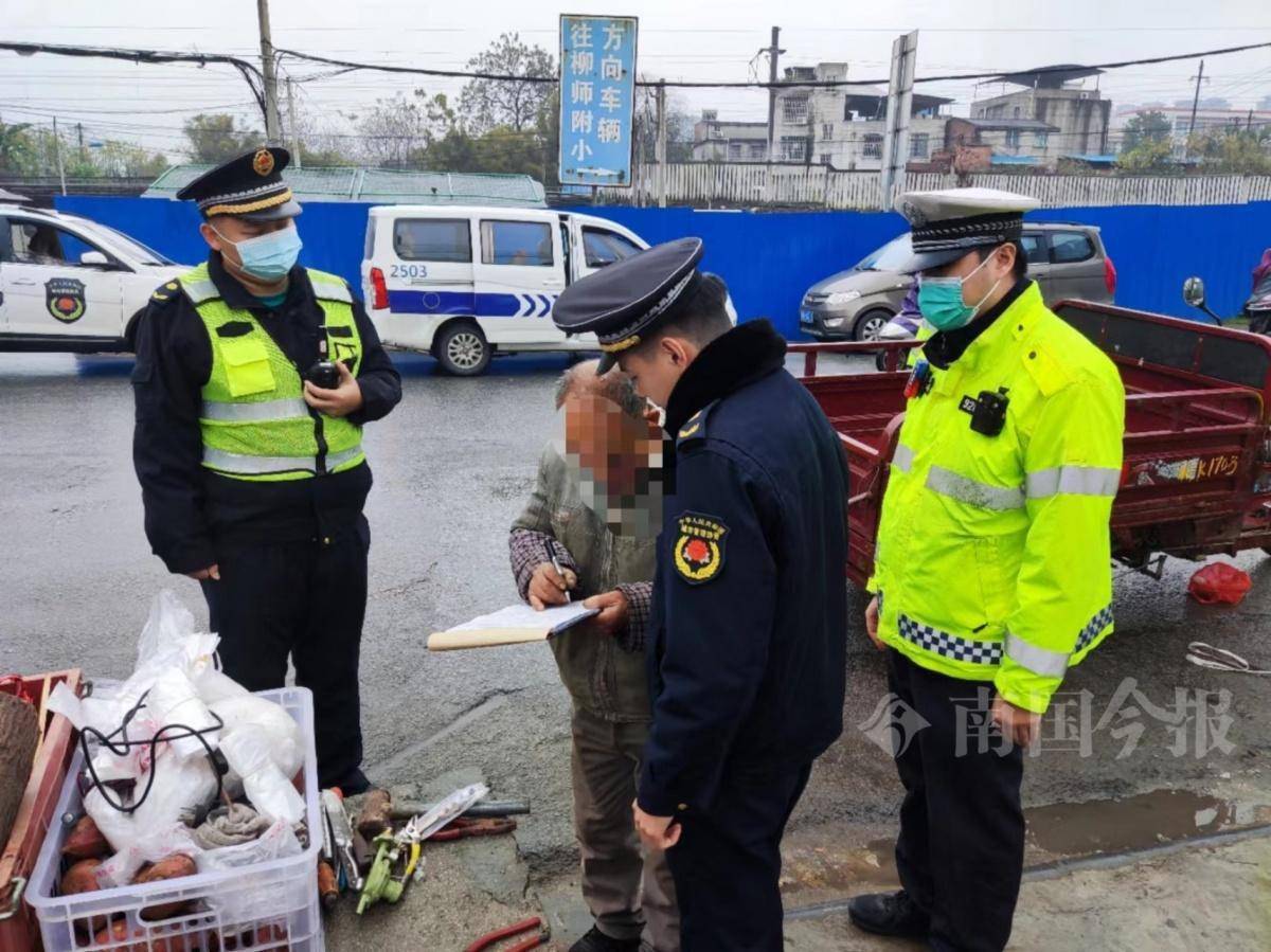 柳州市民留意！车辆如许改拆上路要被查，三轮两轮都不可哦