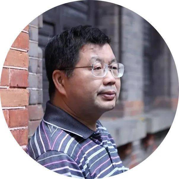 把火焰投到纸上，走进马洛伊·山多尔笔下的昨日欧洲