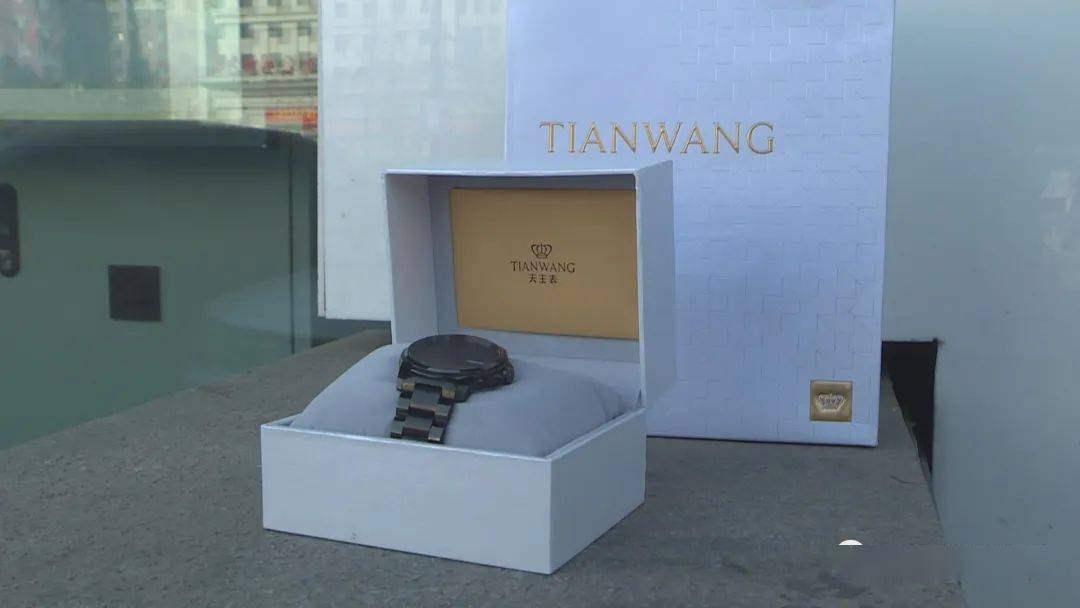 �ڳ����ж����г�������ר����ǧԪ��Ļ�е����ʱ��զ�ܲ� ...