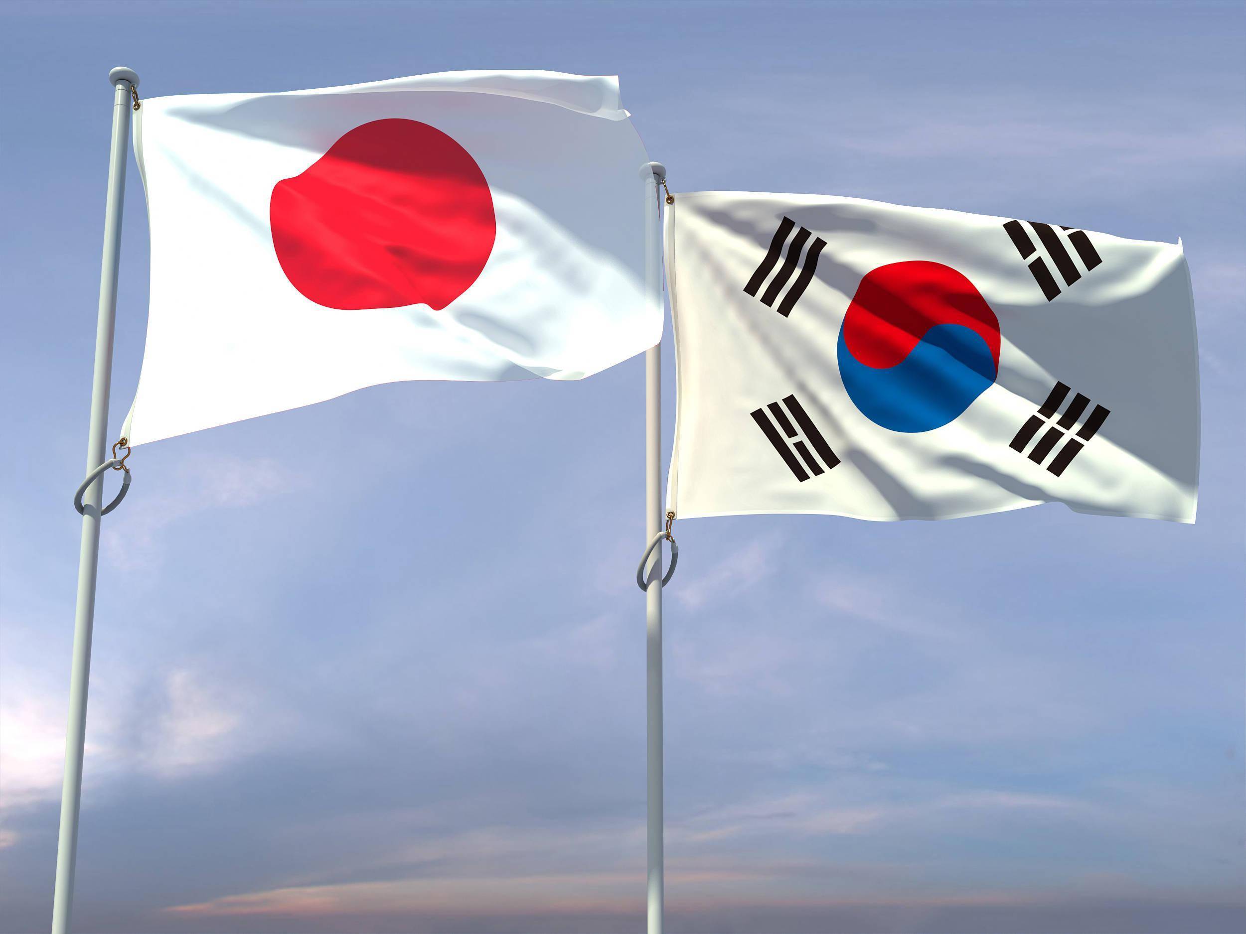 Korean and Japanese Finance Ministers Agree to Restart Currency Swap Agreement