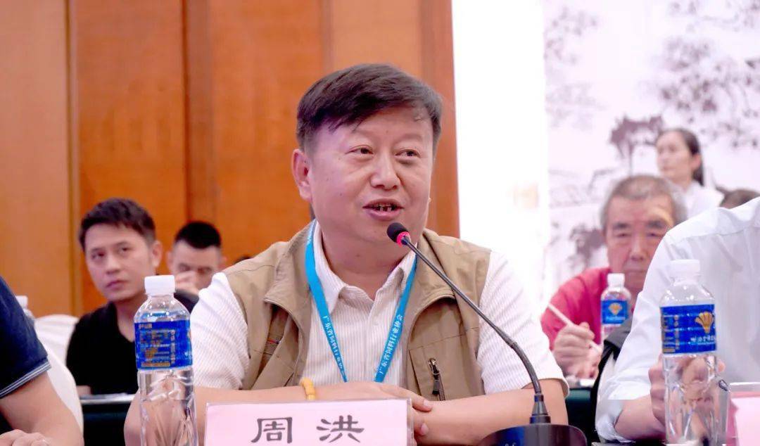 广东省饲料行业协会副秘书长 周洪广东省饲料行业协会副秘书长周洪对云南