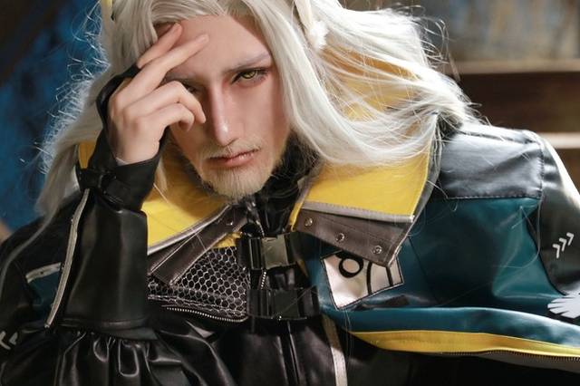 《明日方舟》赫拉格&刀客塔cos,高度还原,这真的不是角色本人吗