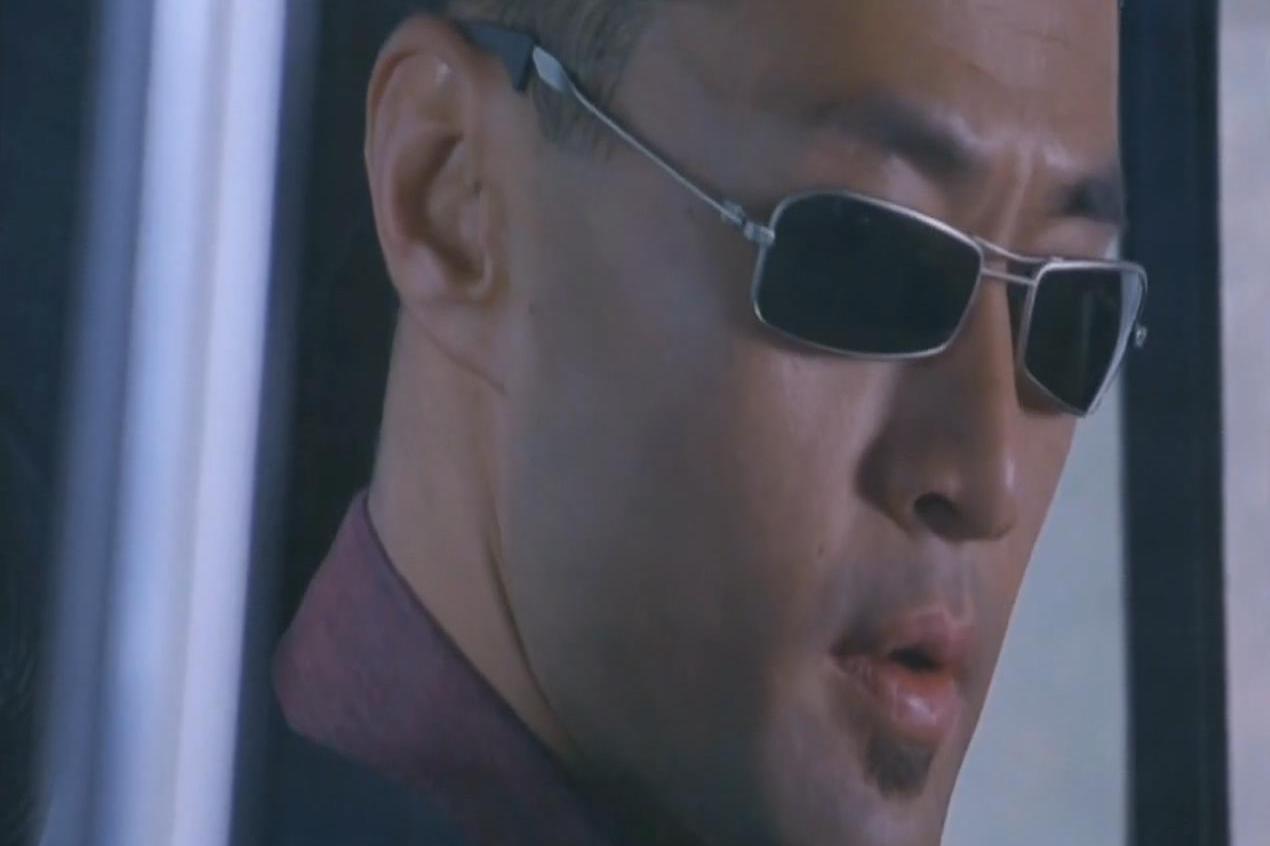 大墨镜白手套黑风衣,请问还有谁能比过他#于荣光