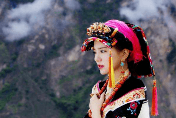 【人文地理】王怀林 ‖ 打开康巴之门(35):神秘的女国文化带(上)