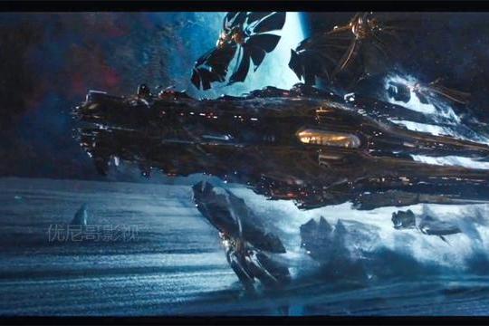 星河战队入侵母虫控制战舰,意图入侵地球,人类战士英勇对决之二