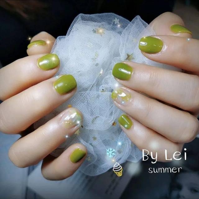 让人上瘾的抹茶绿美甲,太显白了!