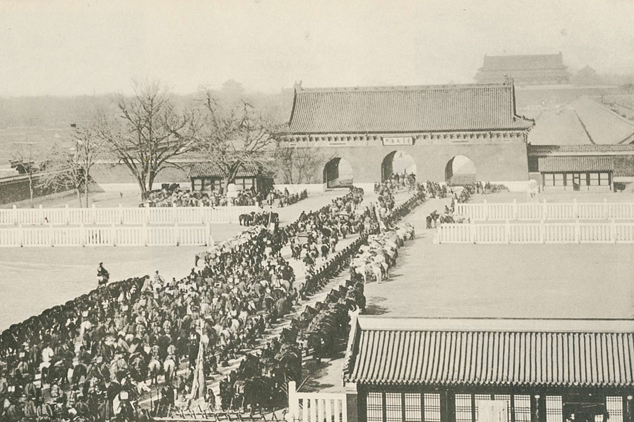 清末老照片:慈禧太后回銮阵势浩大,贡院内杂草丛生 小历史2020.5.