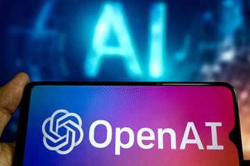 OpenAI上演盈利之争，中国AI创业者夺命狂奔