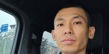 旭旭宝宝新动态，公司新增业务范围，或将放弃直播转为线下经营