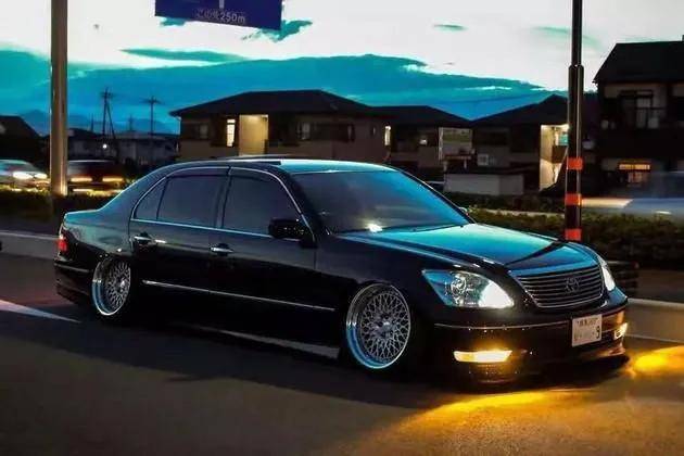 源自黑帮？你所不知道的日本VIP改装风格-搜狐大视野-搜狐新闻