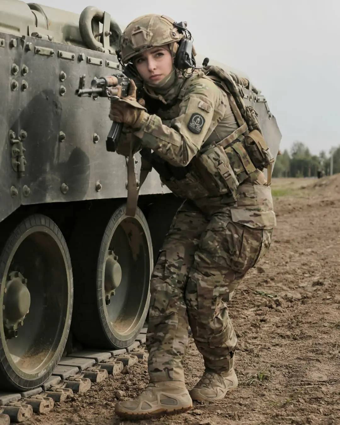 军迷福利,轻武宝贝高清照