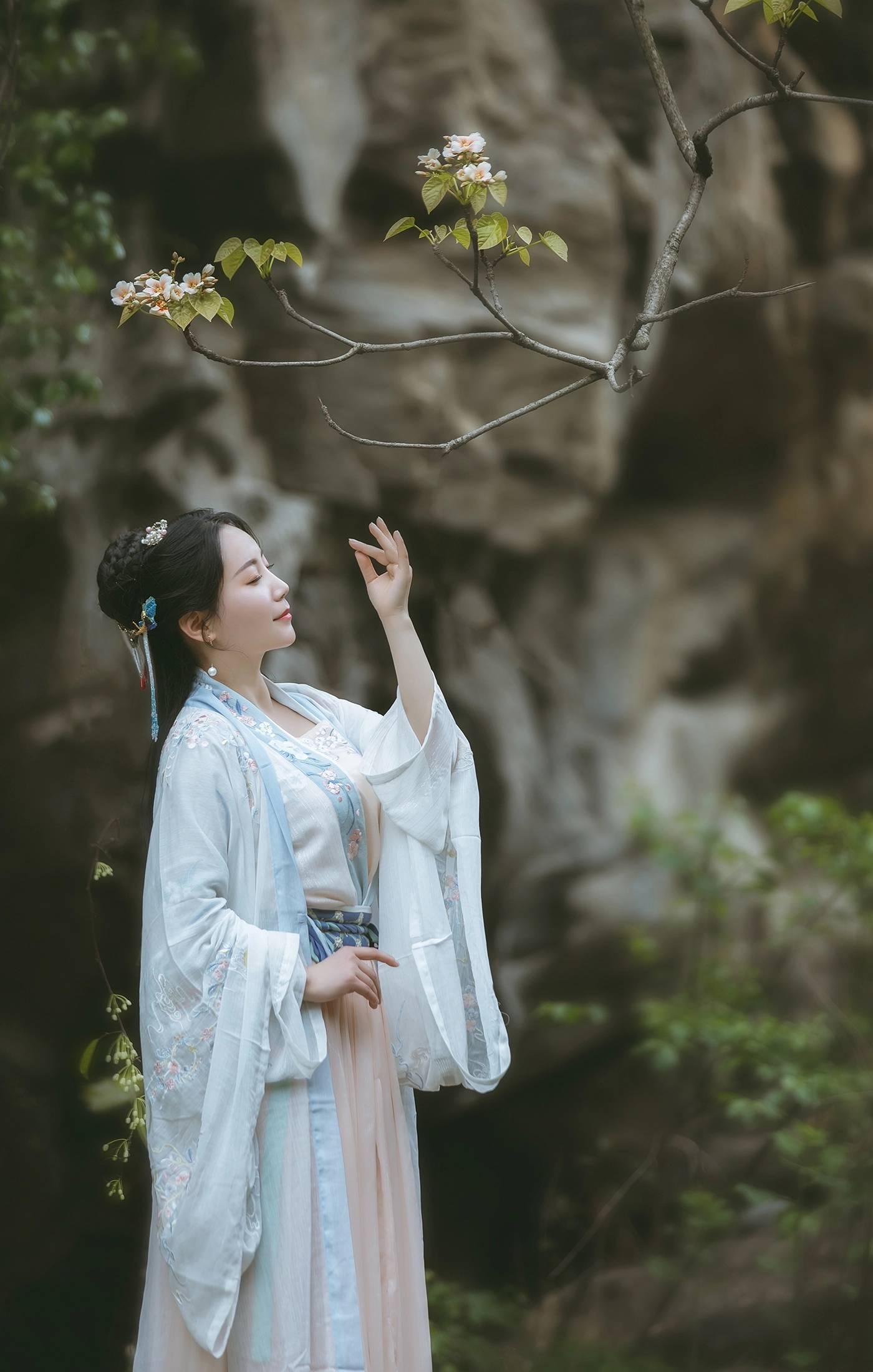 5月外景古装走走不寻常路