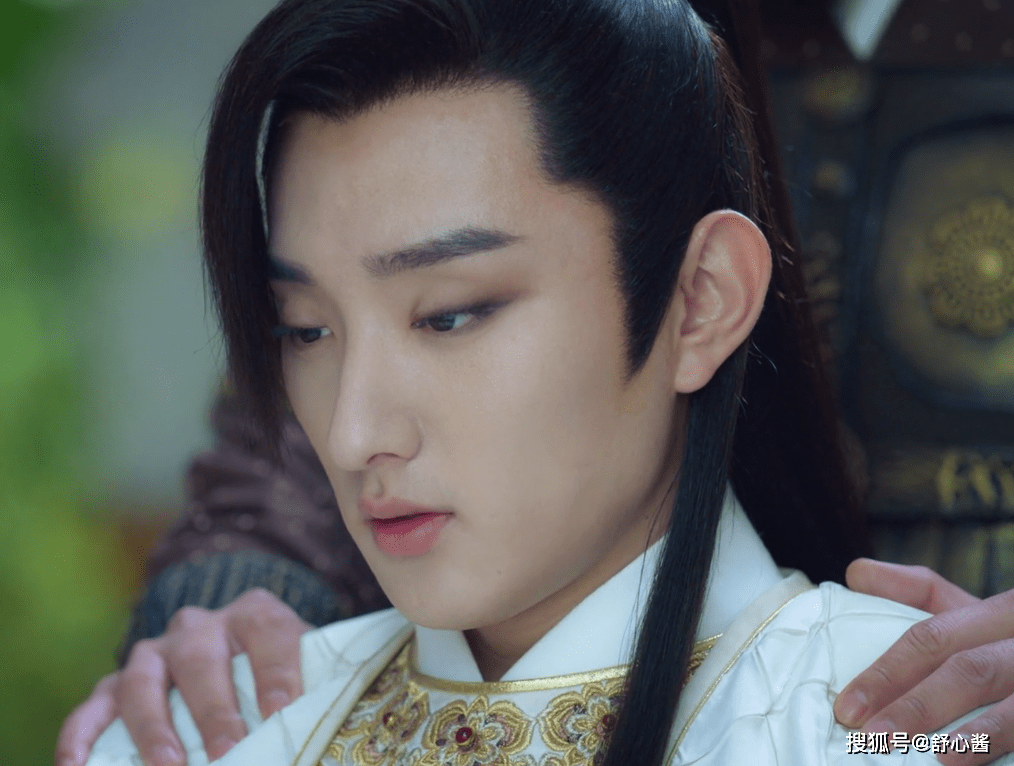 《长相守》首播:于小彤烟熏眼妆劝退,逻辑叙述全是大坑