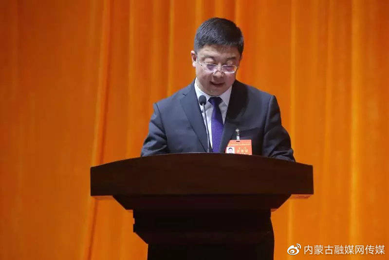【聚焦两会】回民区第十七届人民代表大会第三次会议隆重开幕