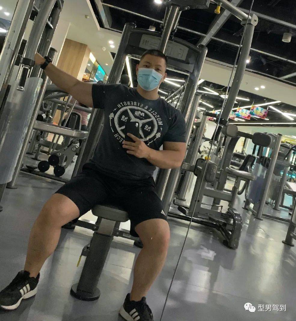 山东健身教练因太大而遭嫌弃网友我要我要
