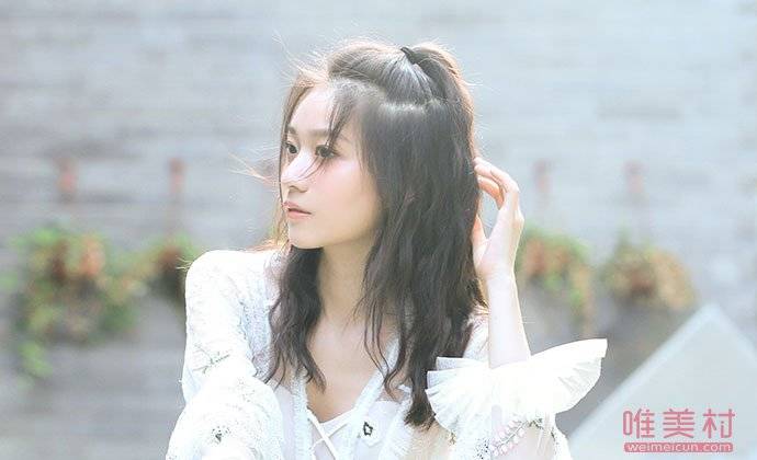 原创郑水晶个人资料 从小生活在国外宝藏女孩郑水晶背景起底