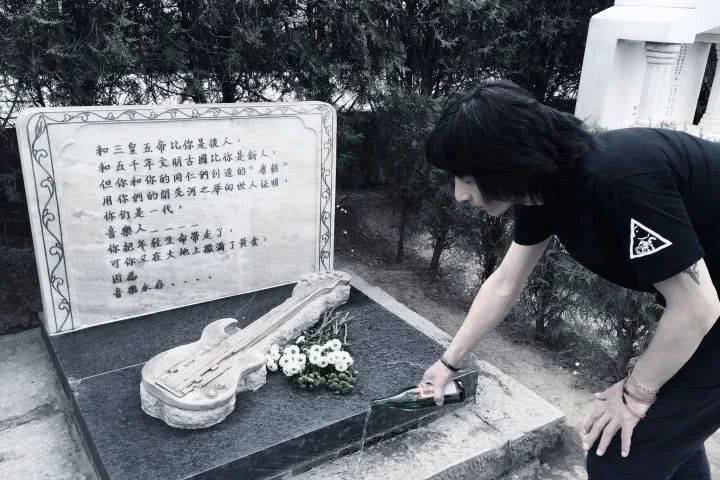 飞来横祸,11位突发意外去世的华人男明星,享年都不超过50岁