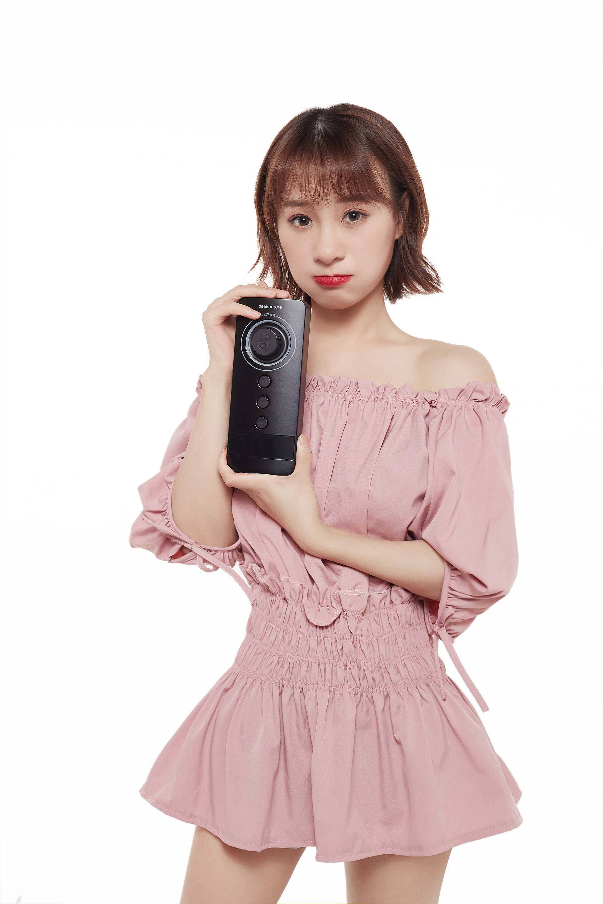 石锤小阿七成森然代言人播吧三代声卡和g