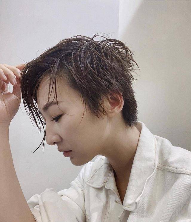 tvb花旦剪短发后被网友称"哥"最惨要属徐子珊