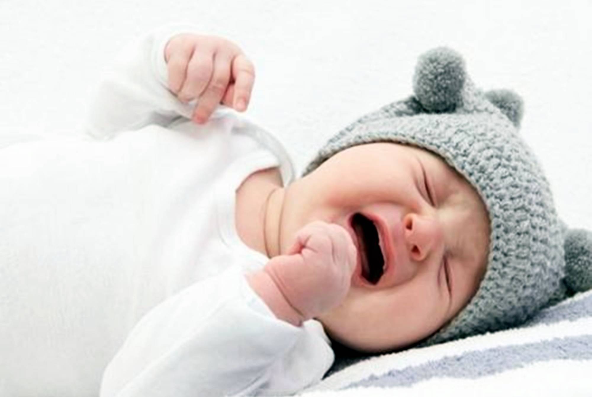 婴儿马牙图片（宝宝长牙时的难受）-幼儿百科-魔术铺
