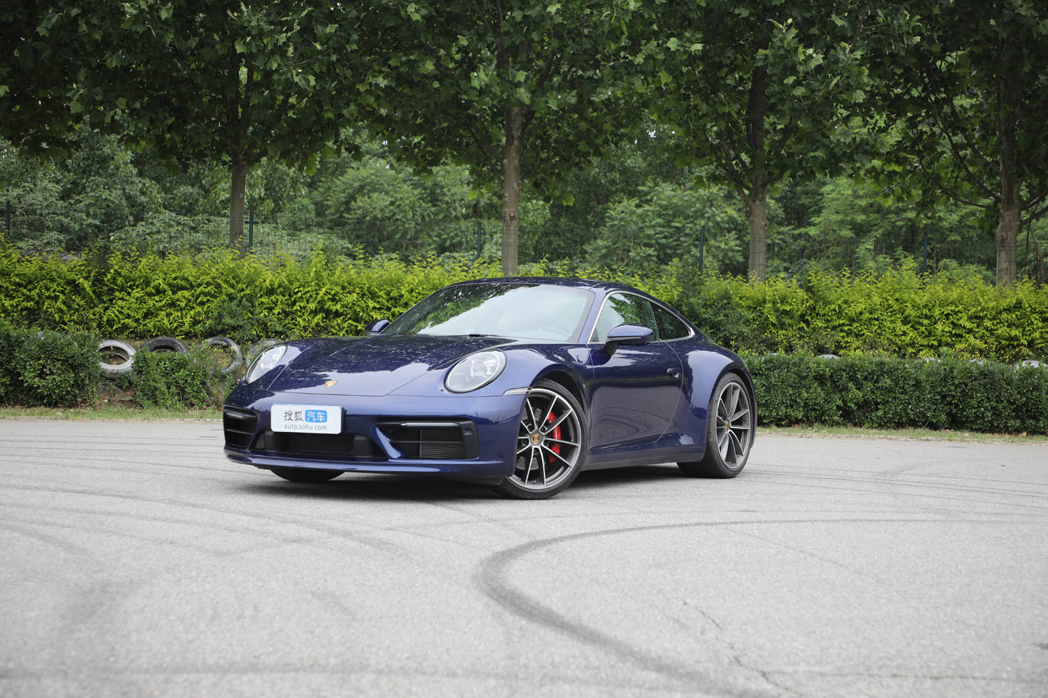 这台牛蛙不一般 试驾保时捷911 carrera 4s