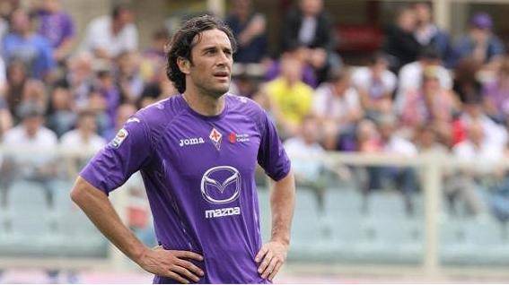 盘点本世纪足坛最强壮的五大前锋后卫拉都拉不住