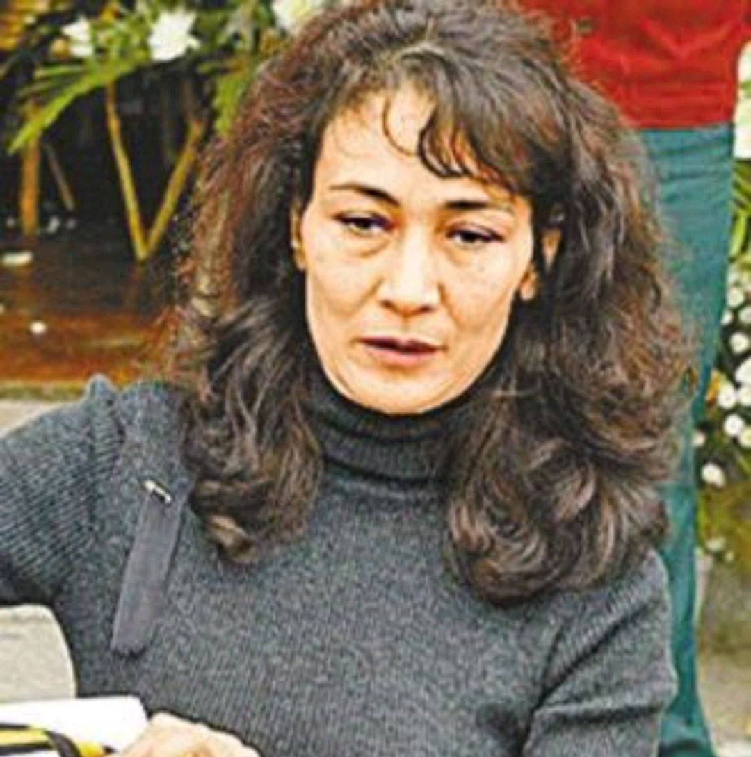 何鸿燊四国混血年轻时照片曝光,原配妻子黎婉华命运令人唏嘘!