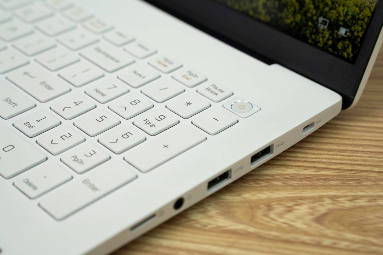 618换机提前购看大屏lggram17就购了