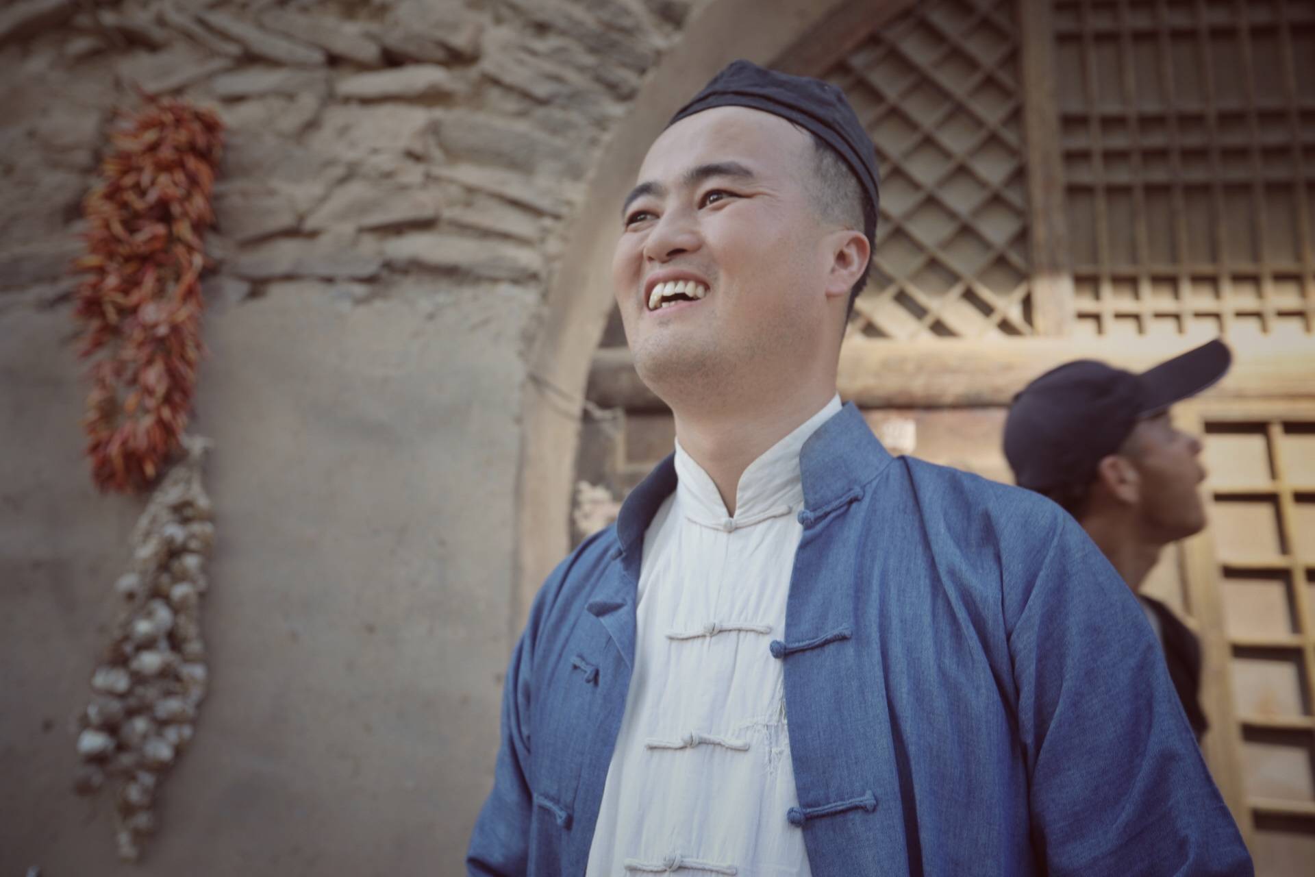 院线电影巧儿延川开机邵老五重金求亲遭冷落