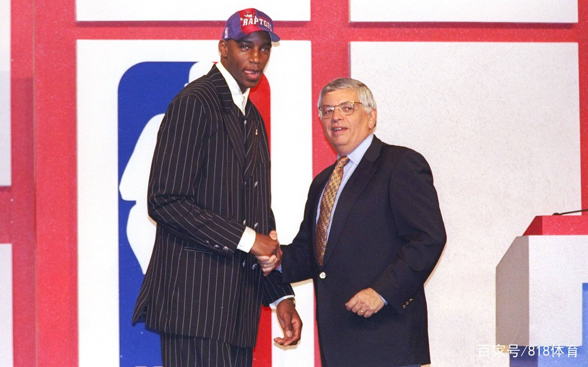 在1997年nba选秀大会中,18岁的麦迪以高中生球员的身份,在第1轮第9