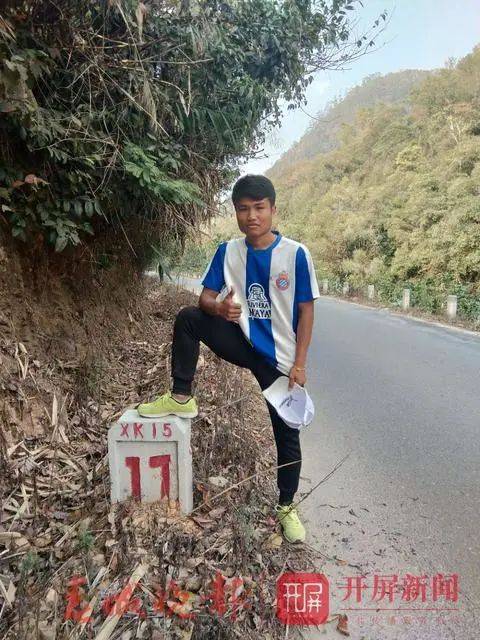 云南农村男孩河里苦练梦想进国足云南昆陆俱乐部邀请试训