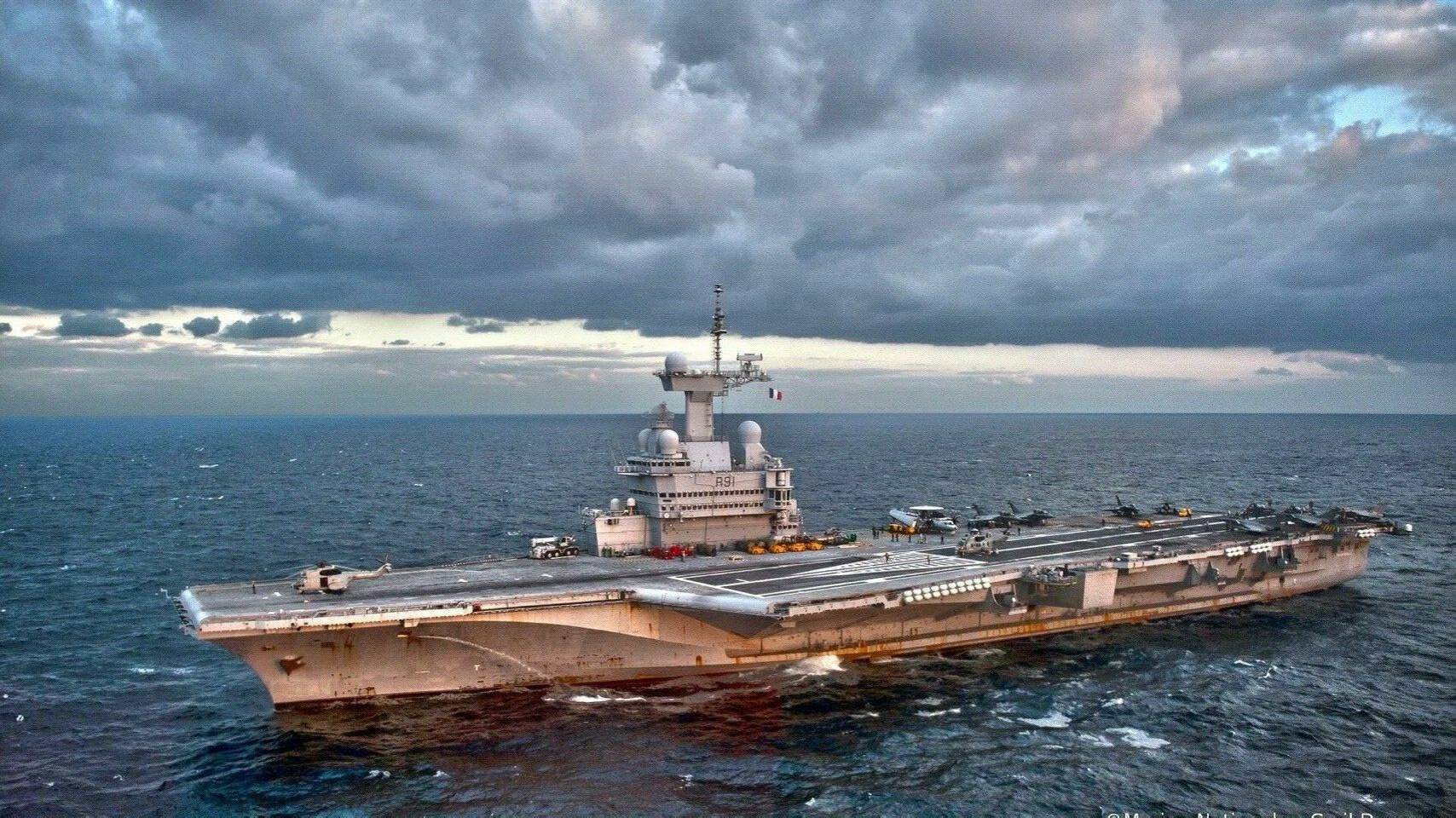 军事装备美图:法国戴高乐号核动力航母