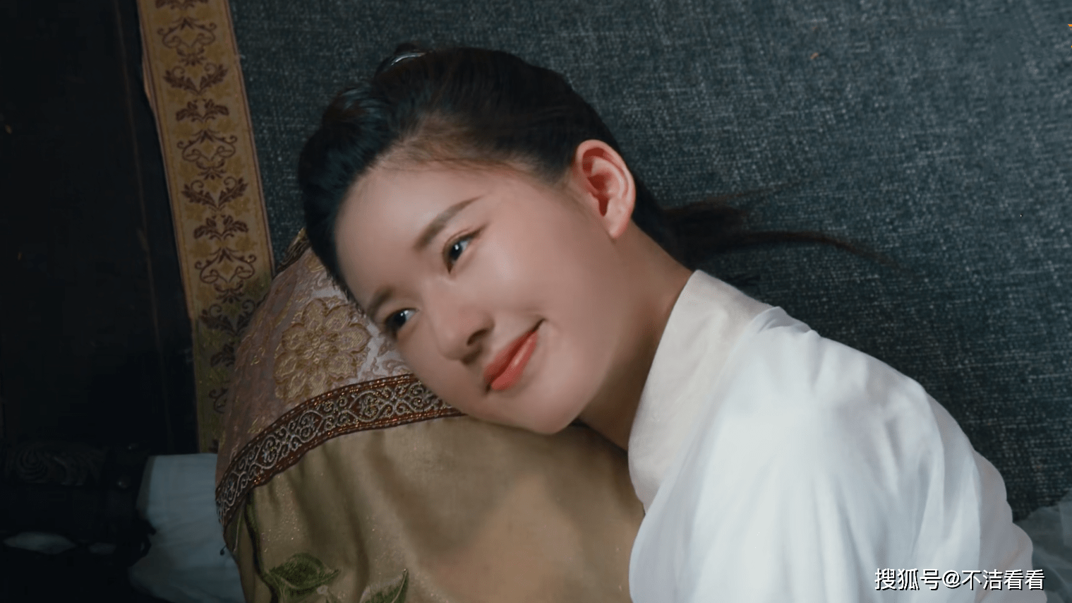 《陈芊芊》城主对各女儿的宠爱程度,从她们府邸的名字可以看出