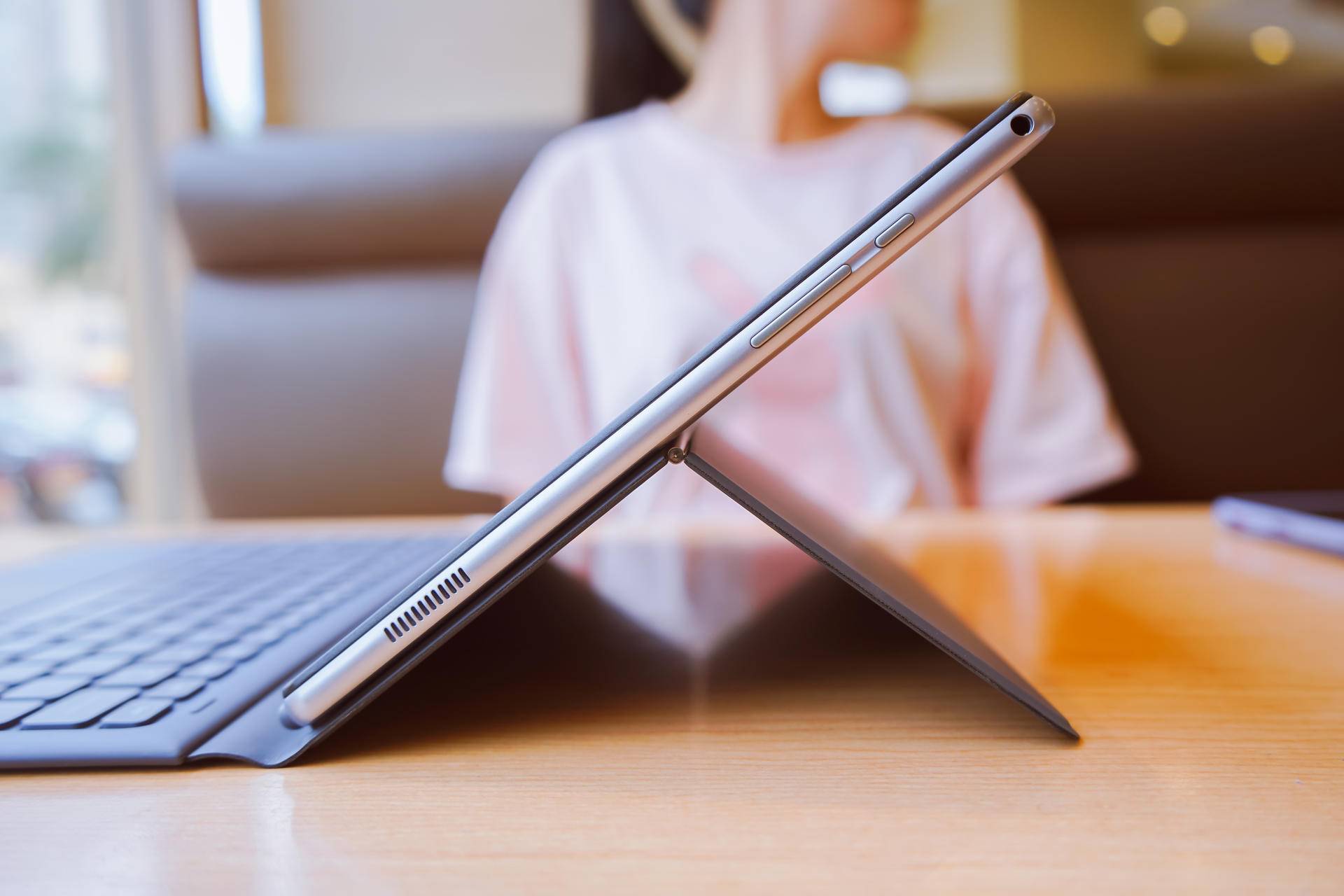 国产"苏菲"到底怎么样?酷比魔方knote 5 pro体验