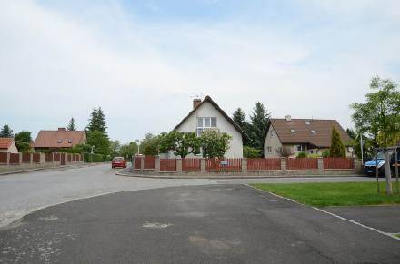 凭吊利迪策惨案遇害儿童遗址解读六一国际儿童节