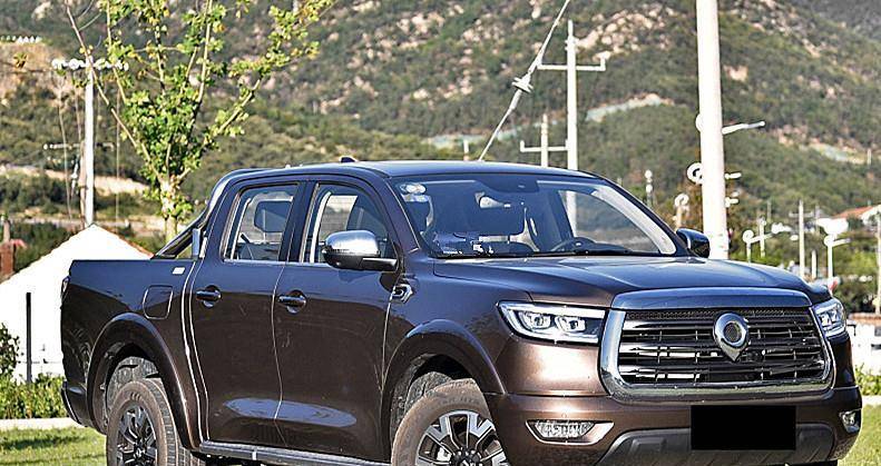 哈弗h9"皮卡版本",除了能越野,舒适性不输h9?