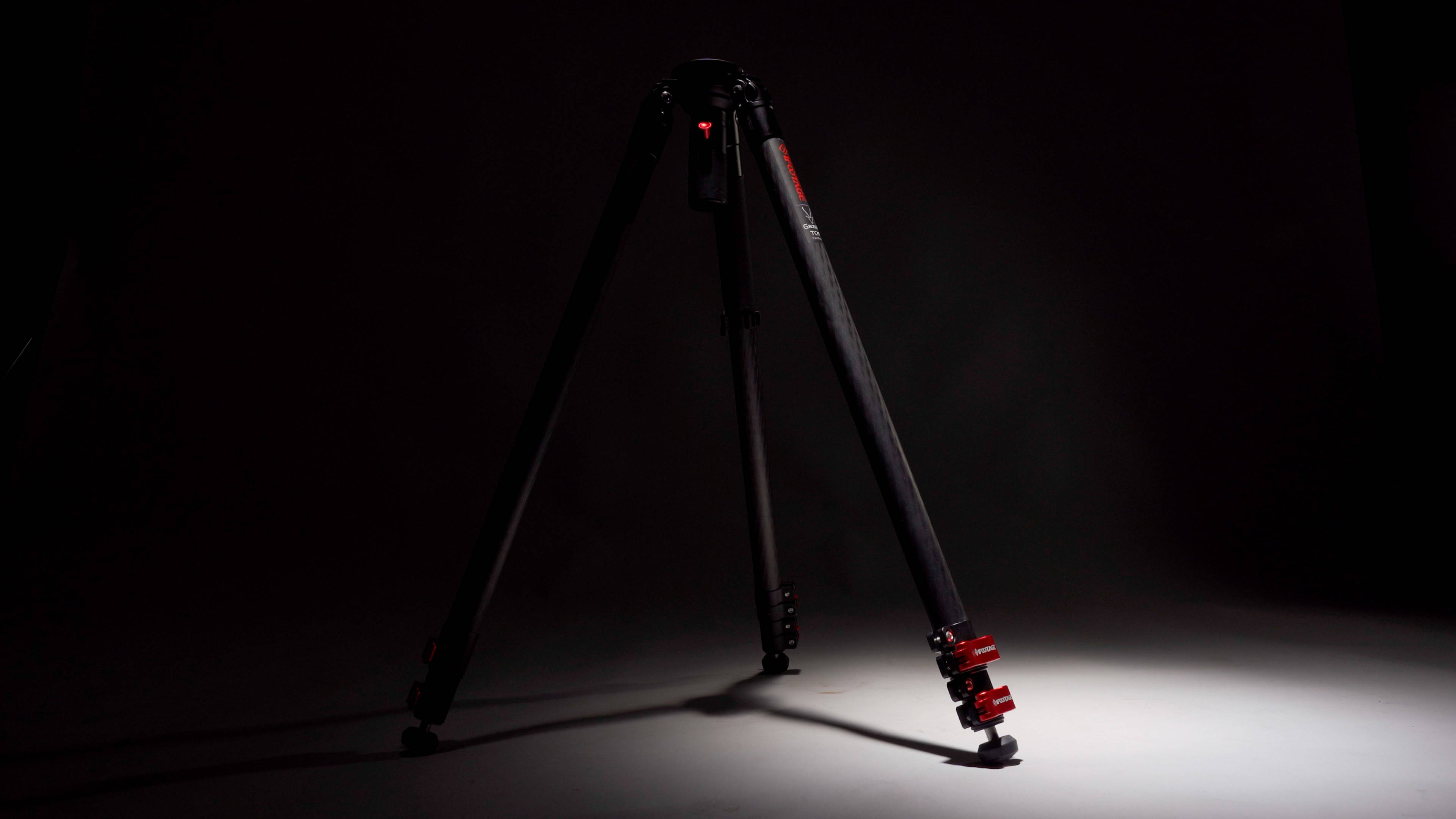 ifootage印迹发布全新羚羊摄像三脚架tc9