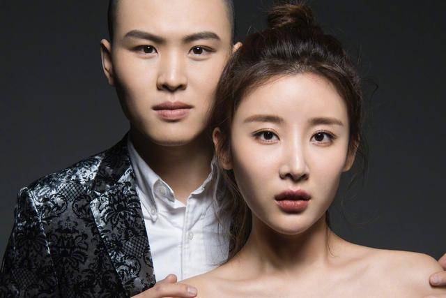 怀揣音乐梦一夜爆红后从巅峰走到落寞张玮活出了自己的风采