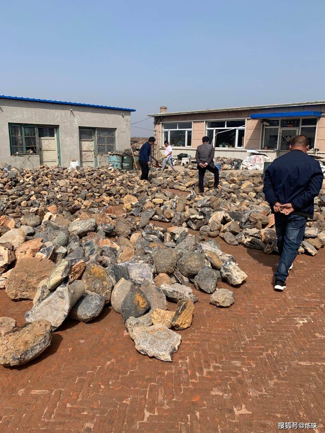 解码玛瑙原石场选料