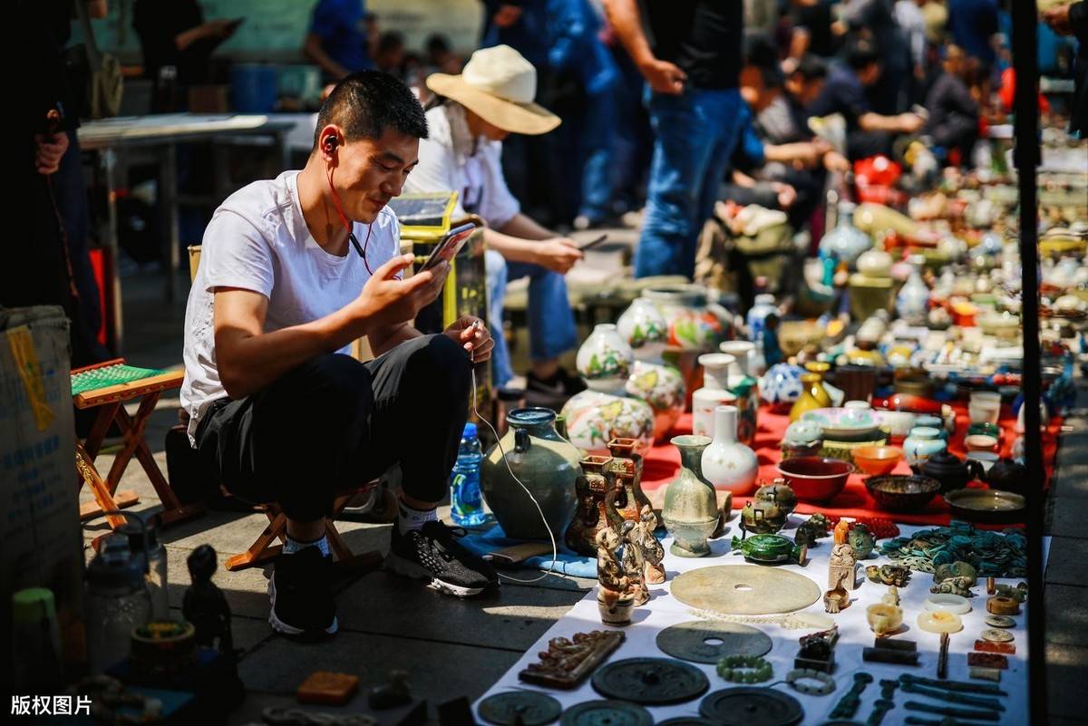 地摊经济彻底火了你还不知道卖什么30年地摊财富经验分享