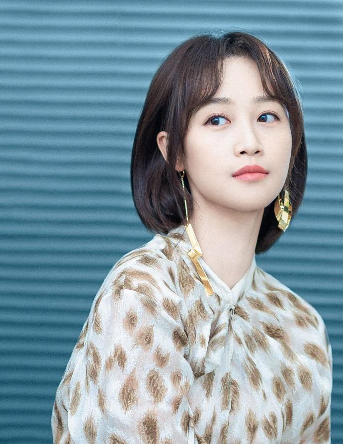 原创它能帮你出道,显脸小提气质,每个女人都要有!