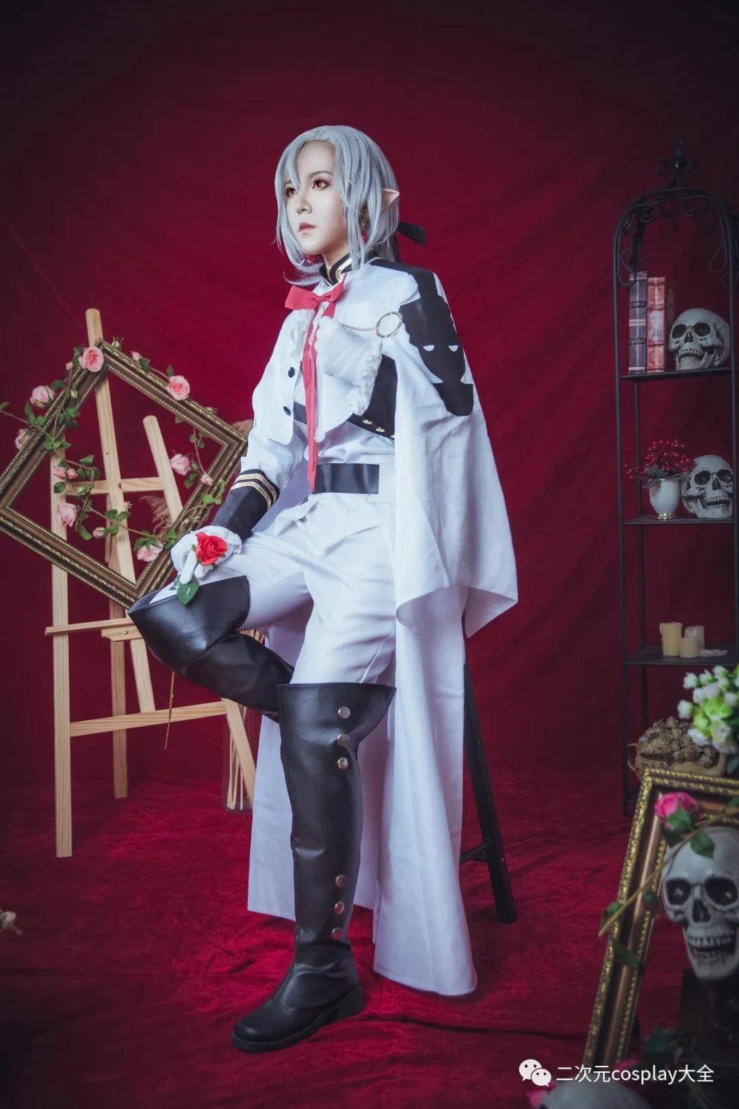 《终结的炽天使》费里德cos,狂拽酷炫的笑容,简直不要太帅气