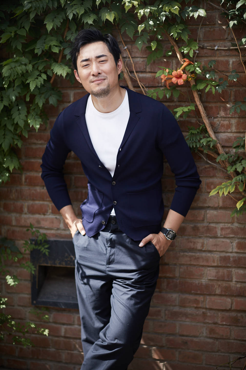 娱文演员胡子程签约娱你同行星途漫漫并肩前行