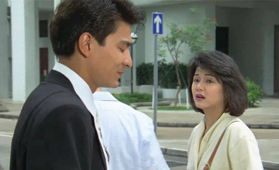 事实上,林燕明也是演员出身的,年轻时的她五官精致,身材姣好,是妥妥的