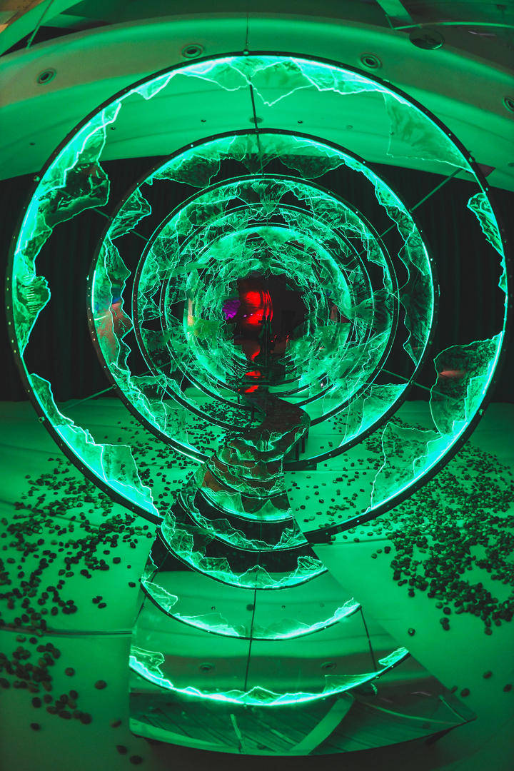 希望与爱从未离开重逢岛新媒体艺术展正式开幕