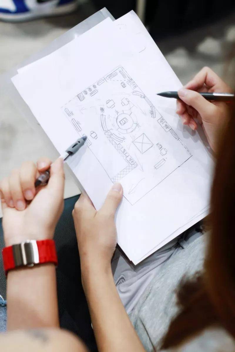 6月29号,7月15号学 期:中级66课时,高级126课时证 书:《陈列师职业